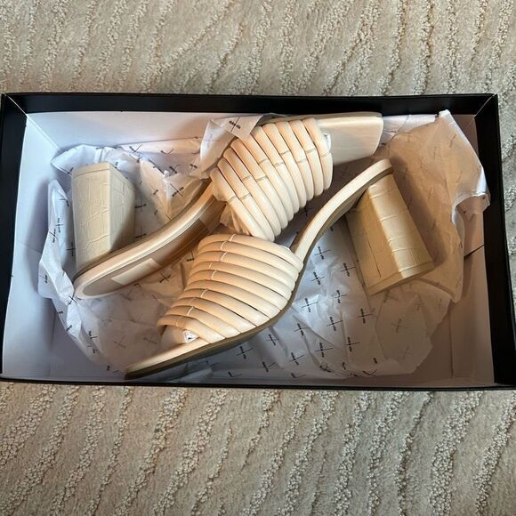 Dolce Vita NWT Priana Crème Heels - Picture 8 of 11